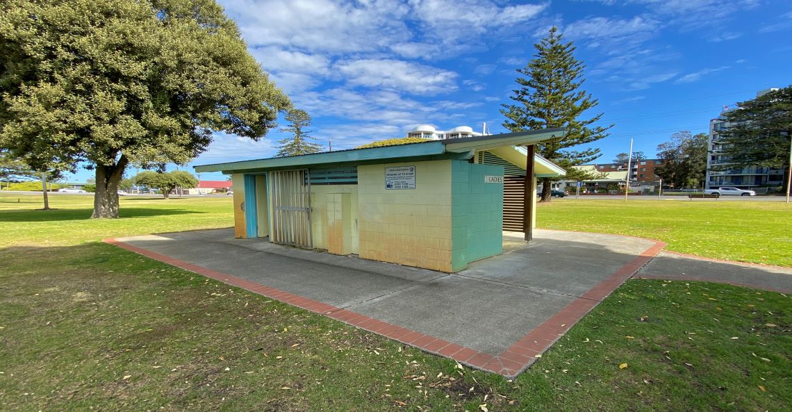 Before: John Wright Park Tuncurry amenities block - Before